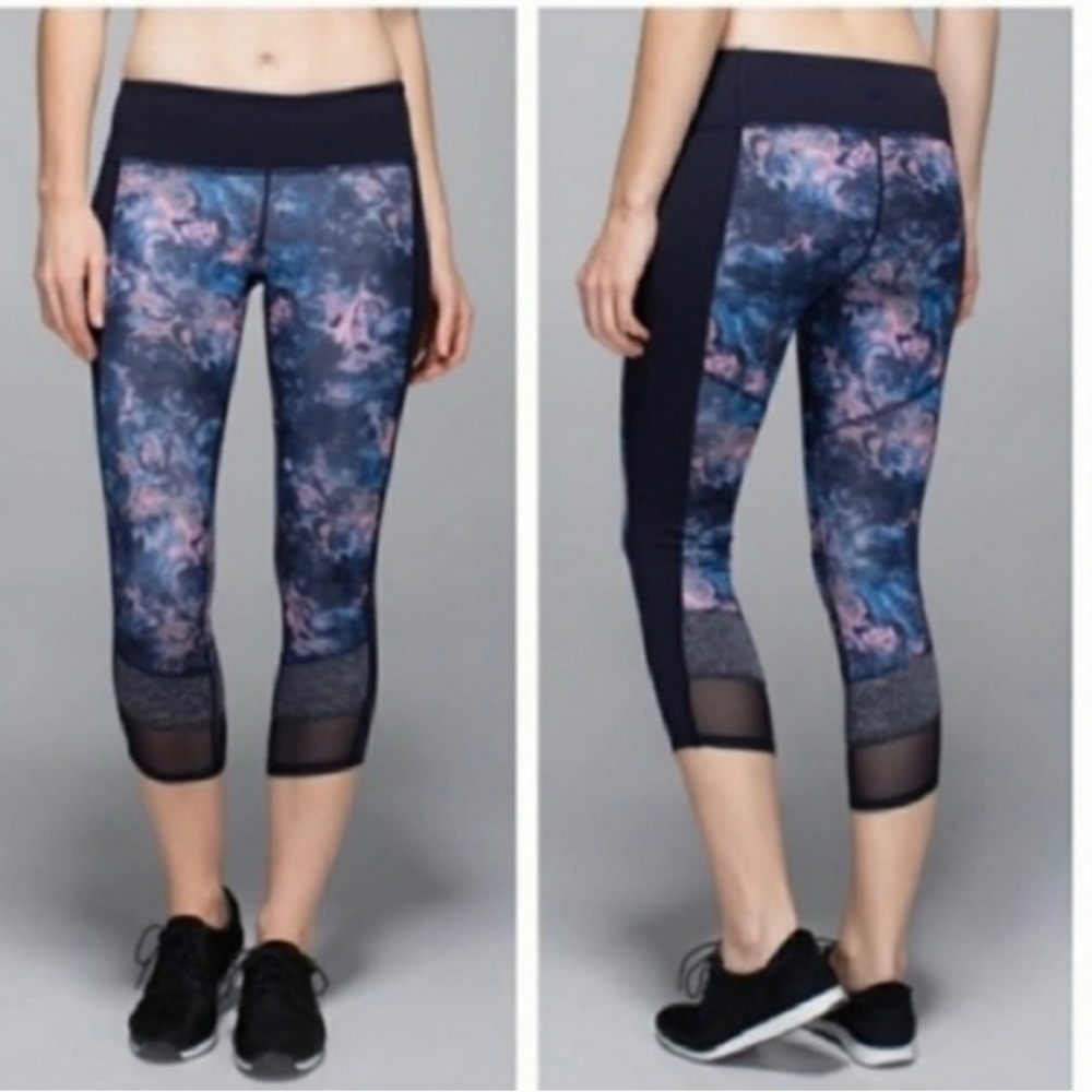 Lululemon cropped floral tights with mesh size 6